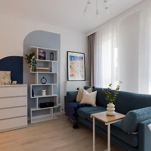 https://superapart-naukowa-55.warsawhotelspoland.com
